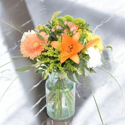 Ramo de liliums naranjas